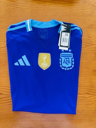  2022 FIFAワールドチャンピオンシャツ　L Camiseta Argentina Campeón Mundial FIFA 2022 Adida de segunda mano