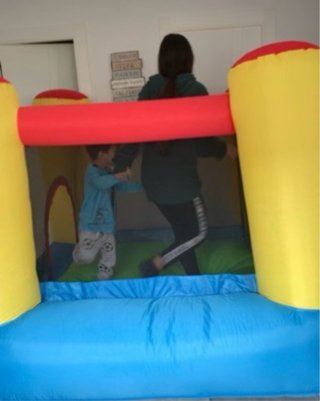 Castillo hinchable para niños