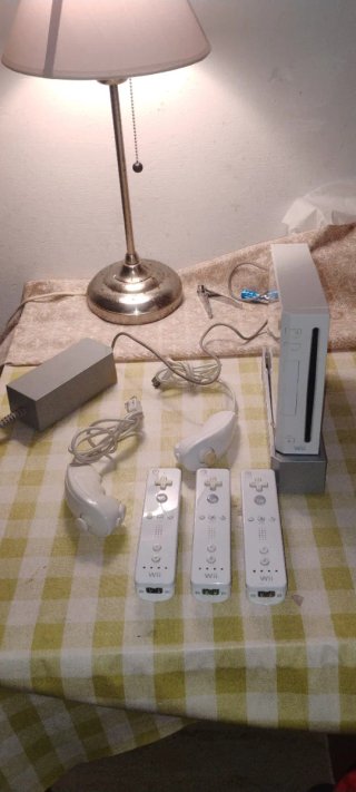 Consola Nintendo Wii Blanca + Accesorios