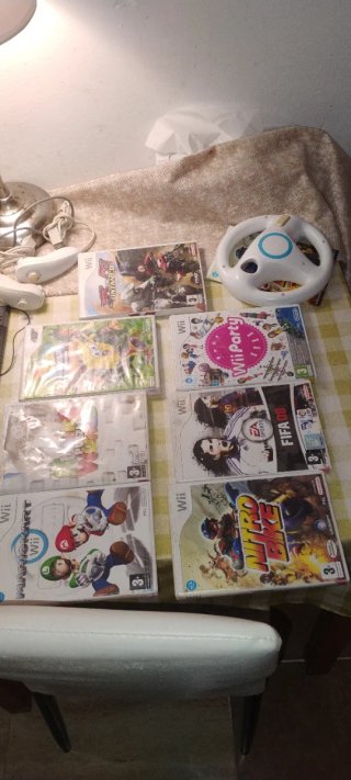 Consola Nintendo Wii Blanca + Accesorios