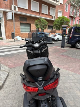 Yamaha X Max 250