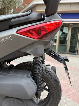 Yamaha X Max 250