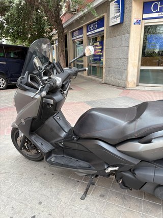 Yamaha X Max 250