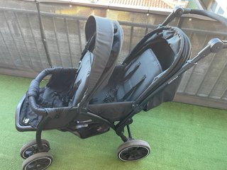 Carrito gemelar DERYAN negro