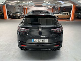 Alfa Romeo Stelvio Quadrifoglio 510 cvs techo 2021
