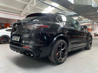 Alfa Romeo Stelvio Quadrifoglio 510 cvs techo 2021