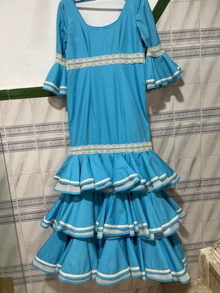 Traje Flamenca Azul + Regalo Mantón Beige