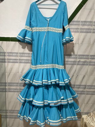 Traje Flamenca Azul + Regalo Mantón Beige
