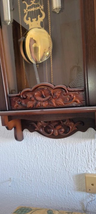 Reloj de pared antiguo madera y dorado