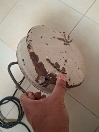 Extrator de fumos elétrico