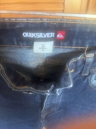 Pantalón vaquero Quiksilver azul