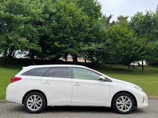Toyota Auris 2014