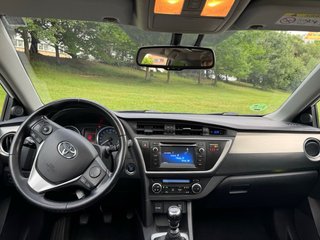 Toyota Auris 2014