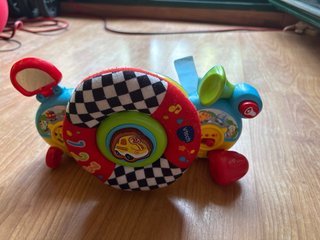 Volante Vtech para coche de bebé