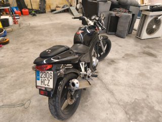 Daelim Roadwin 125 Negra