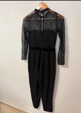 Mono negro Zara de encaje con mangas 3/4 – Talla S