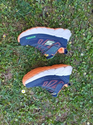 Skechers Waterproof Talla 27