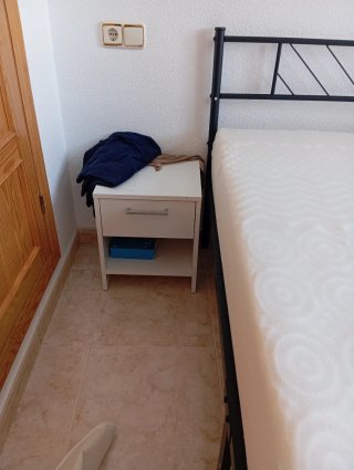 Estructura Cama Metal Negra con Colchón