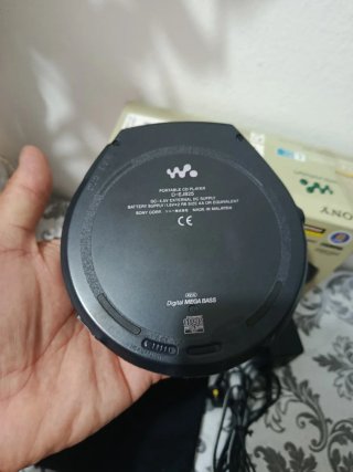 Lettore CD Portatile Sony Walkman D-EJ825
