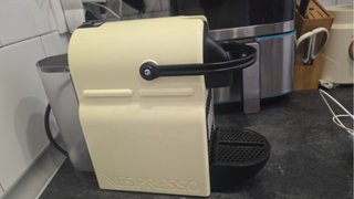Cafetera Nespresso Crema
