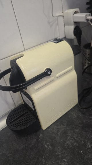Cafetera Nespresso Crema