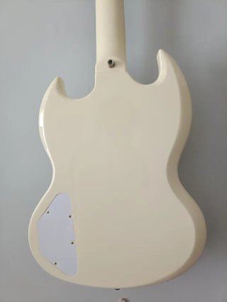 Guitarra Eléctrica Harley Benton DC 600 IV