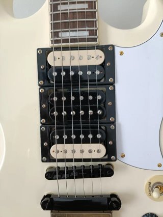 Guitarra Eléctrica Harley Benton DC 600 IV