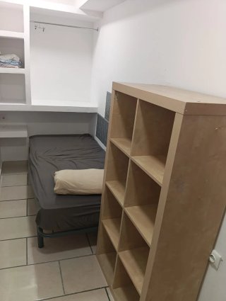 Se alquila loft  amueblado .