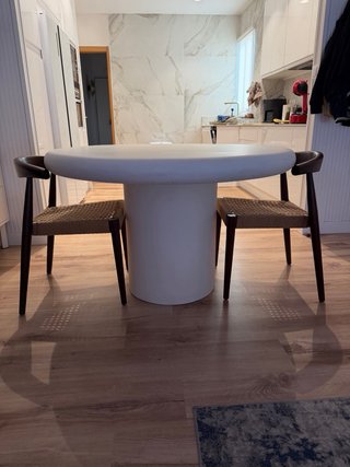 Mesa redonda microcemento blanco de medida 120 cm