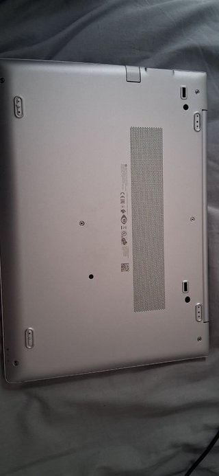 HP EliteBook 745 G5 14” Ryzen 3 PRO 8GB RAM