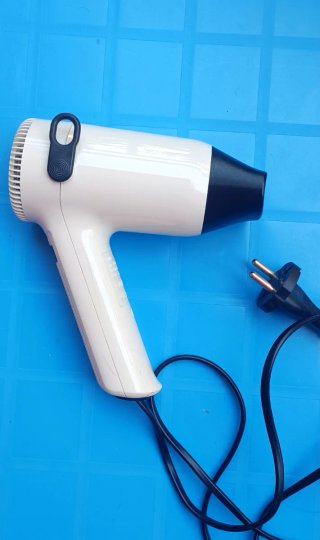 Secador de pelo Braun Silencio 1200