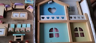 Casita de muñecas Familia Wood de madera