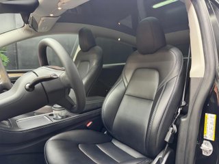 Tesla Model Y Tracción Trasera RWD