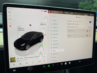 Tesla Model Y Tracción Trasera RWD