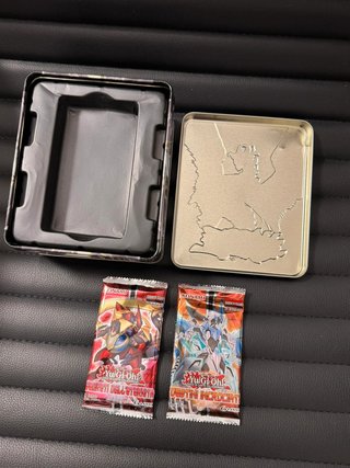 Yu-Gi-Oh Tcg Tempest Drago sovrano delle tenebre scatola latta + 2 bustine