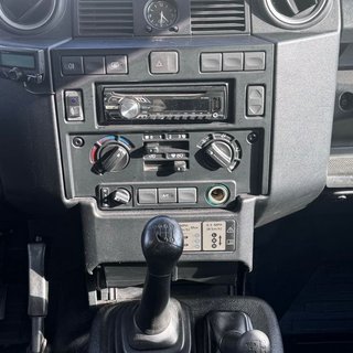 Land-Rover Defender Defender 110 SW E