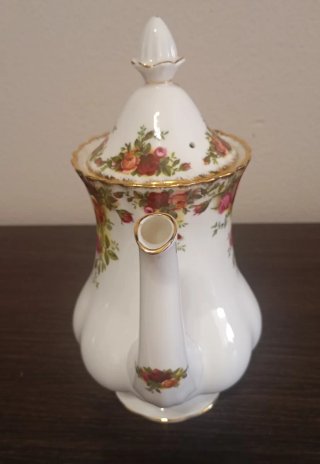 ELEGANTE CAFETERA DE PORCELANA DE  ROYAL ALBERT