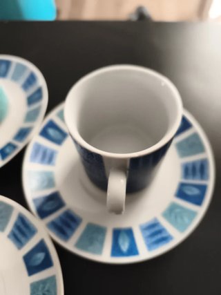 Juego de café 4 tazas y platos
