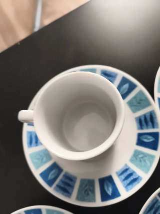 Juego de café 4 tazas y platos