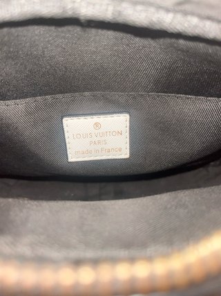Bolso bandolera Louis Vuitton beige/crema