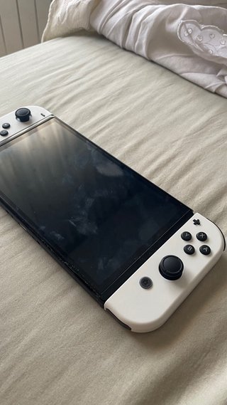 Nintendo Switch OLED 7 64 GB + custodia