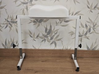 Reposapiés para pedicura blanco