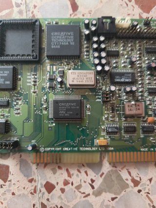 Tarjeta de sonido antigua Sound Blaster 16 CT2290