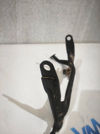 Caballete central. Yamaha majesty 04 06 125/150