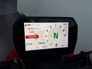 Ducati Streetfighter V2S 2026 Roja/Gris