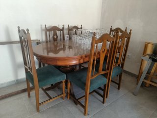 Mesa comedor antigua