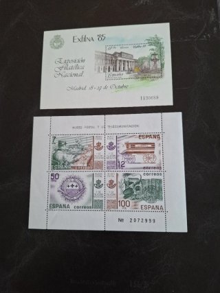 13 HOJITAS DE ESPAÑA