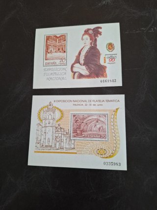 13 HOJITAS DE ESPAÑA
