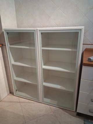 Mobile vetrinetta bianco con ante in vetro
