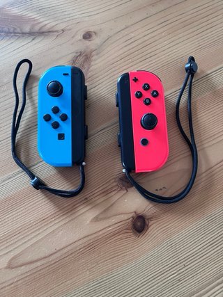 Nintendo Switch V2 Blu/Rosso + Accessori